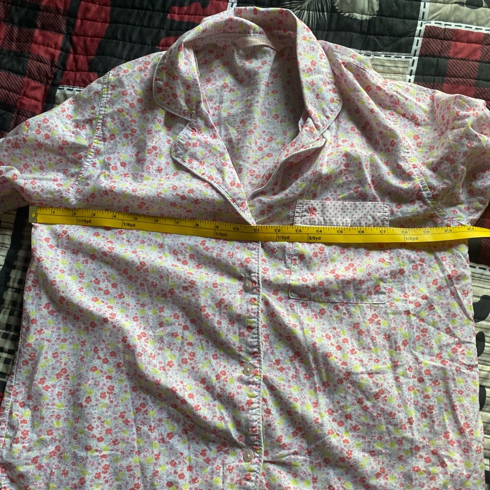 Victoria’s Secret Pajama Set - Picture 12 of 15